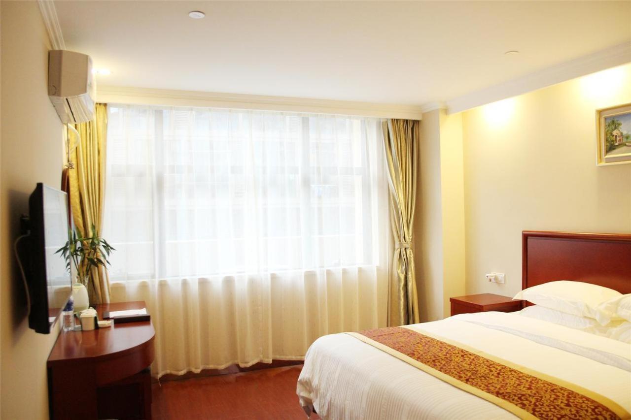 Greentree Inn Shenyang Shengjing Hospital Shenyang Liaol Road Business Hotel Екстериор снимка